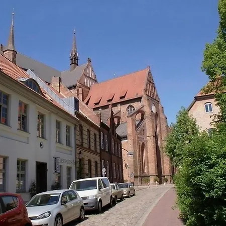 Apartment 1 Bei Der Klosterkirche, Eg - Abc557 Wismar